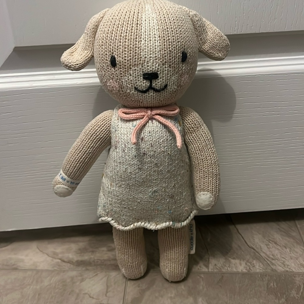 Cuddle + Kind Mia the Dog 13”